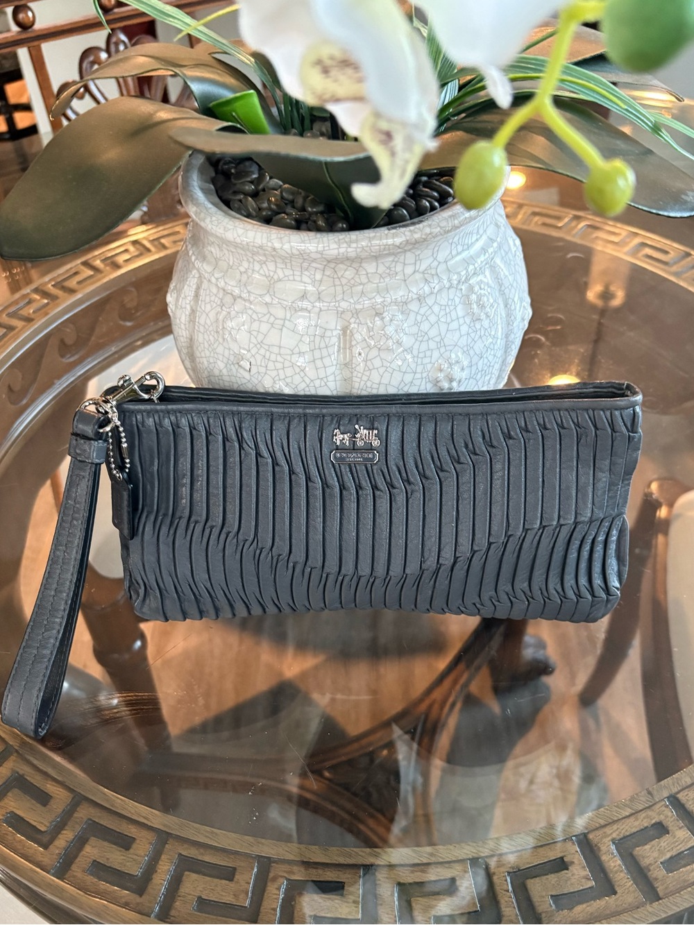 🩶🩶COACH MADISON GATHERED GREY LEATHER CLUTCH/WRISTLET!🩶🩶